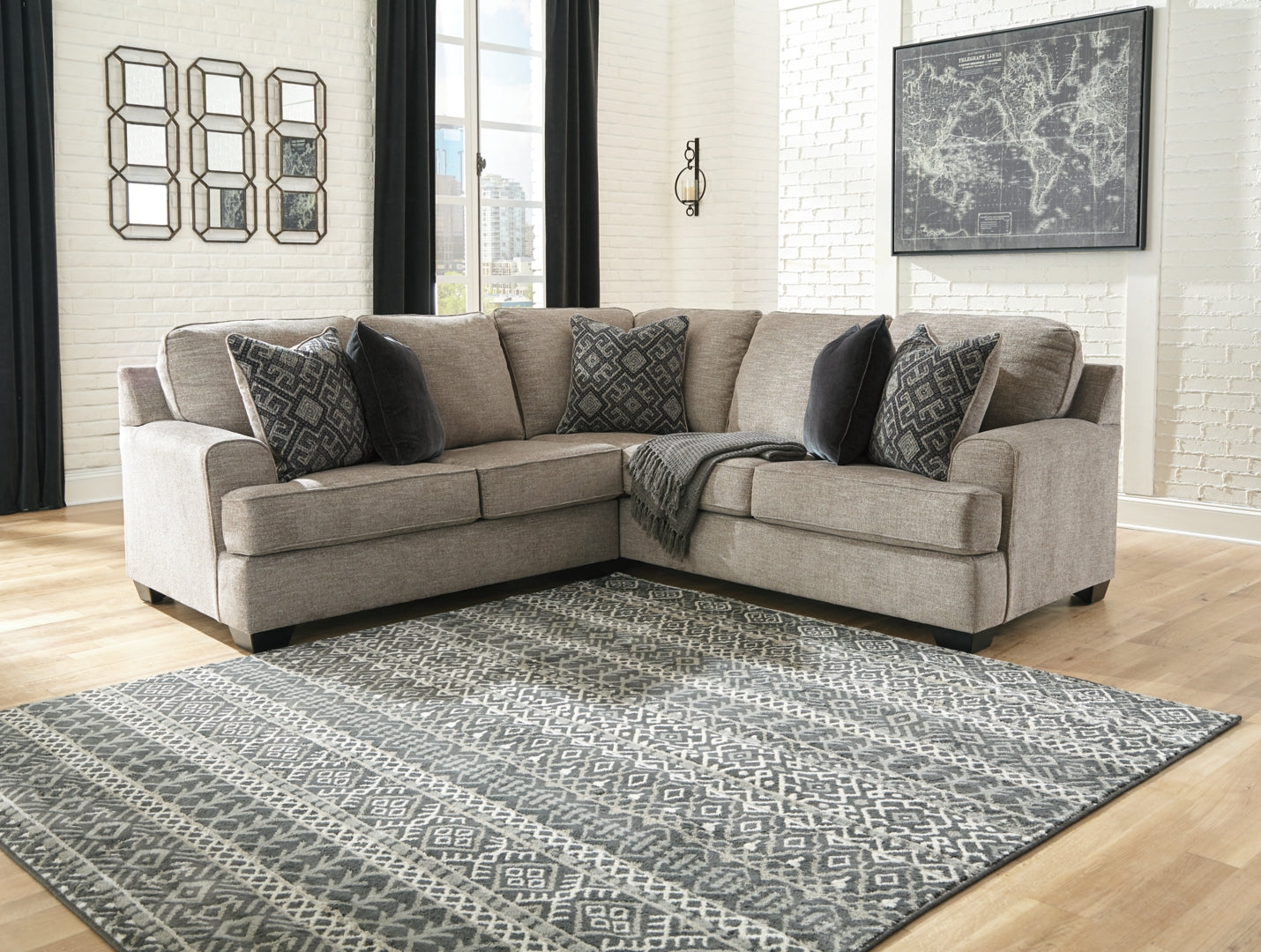 Bovarian Sectional with Ottoman (Customizable)