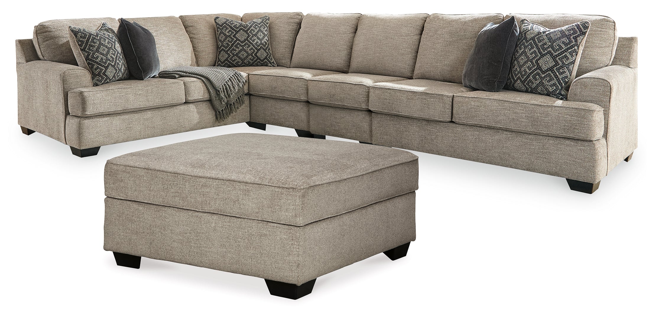 Bovarian Sectional with Ottoman (Customizable)