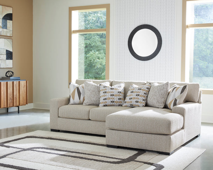 Laurelgrove 2-Piece Sectional Sofa Chaise