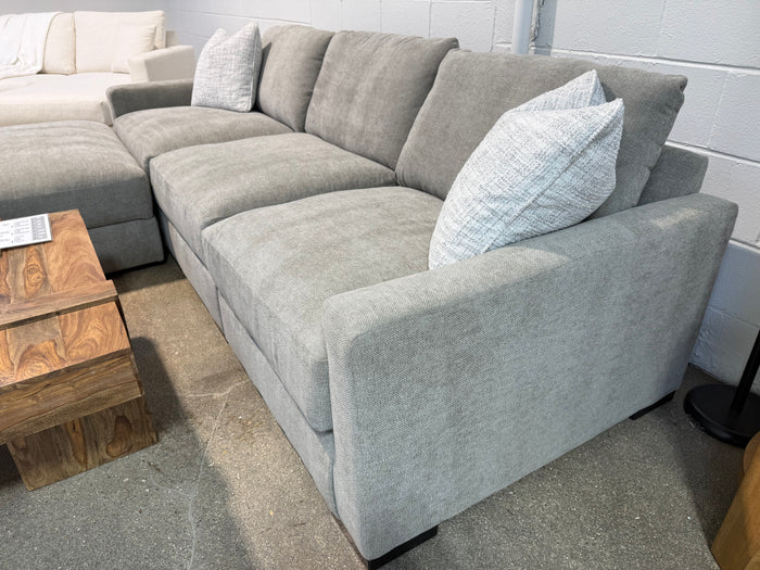 Addison Sectional (Customizable)