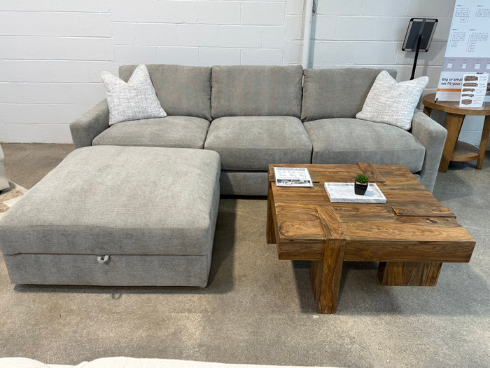 Addison Sectional (Customizable)