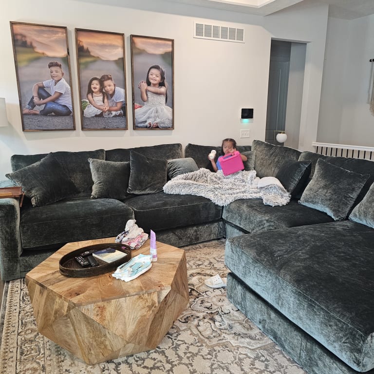 Remington Sectional (Customizable)