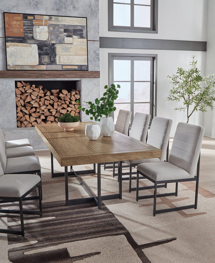 Tomtyn Dining Table and Chairs