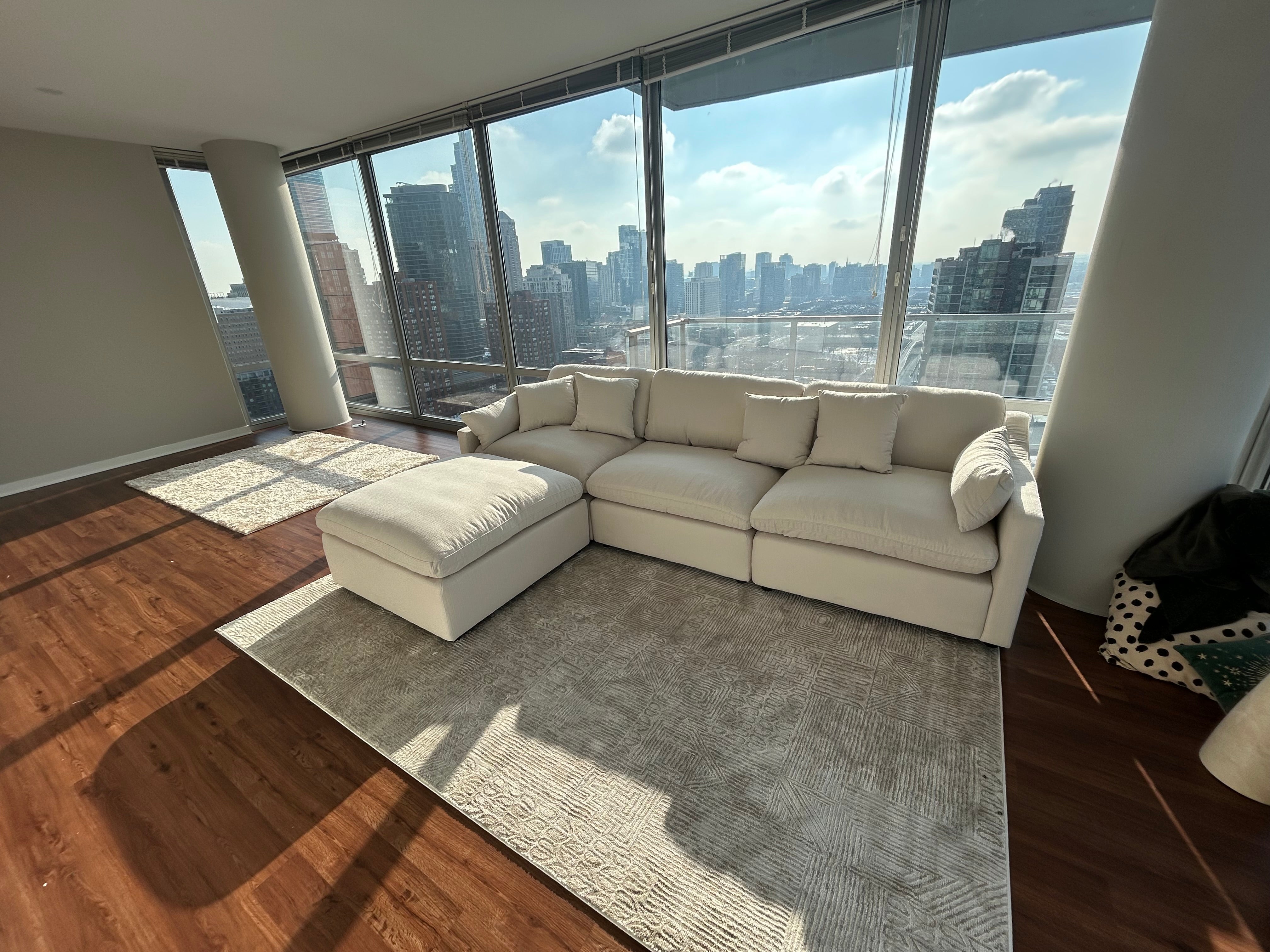 Velari Slope Arm Collection - Ivory/Charcoal