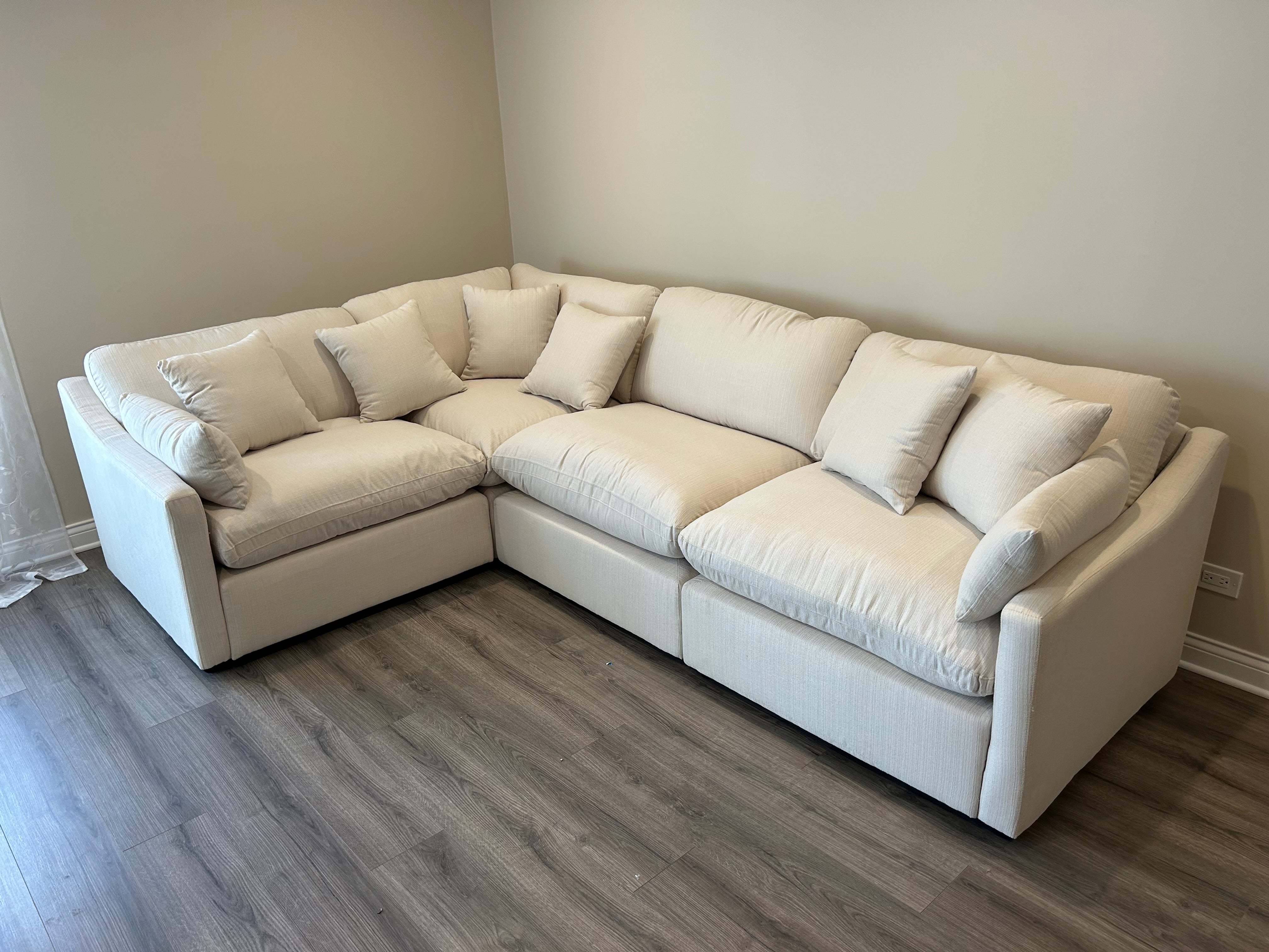 Velari Slope Arm Collection - Ivory/Charcoal