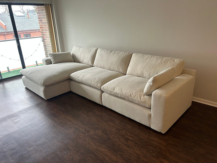 Elyza 2-3 Piece Sectional (Customizable)