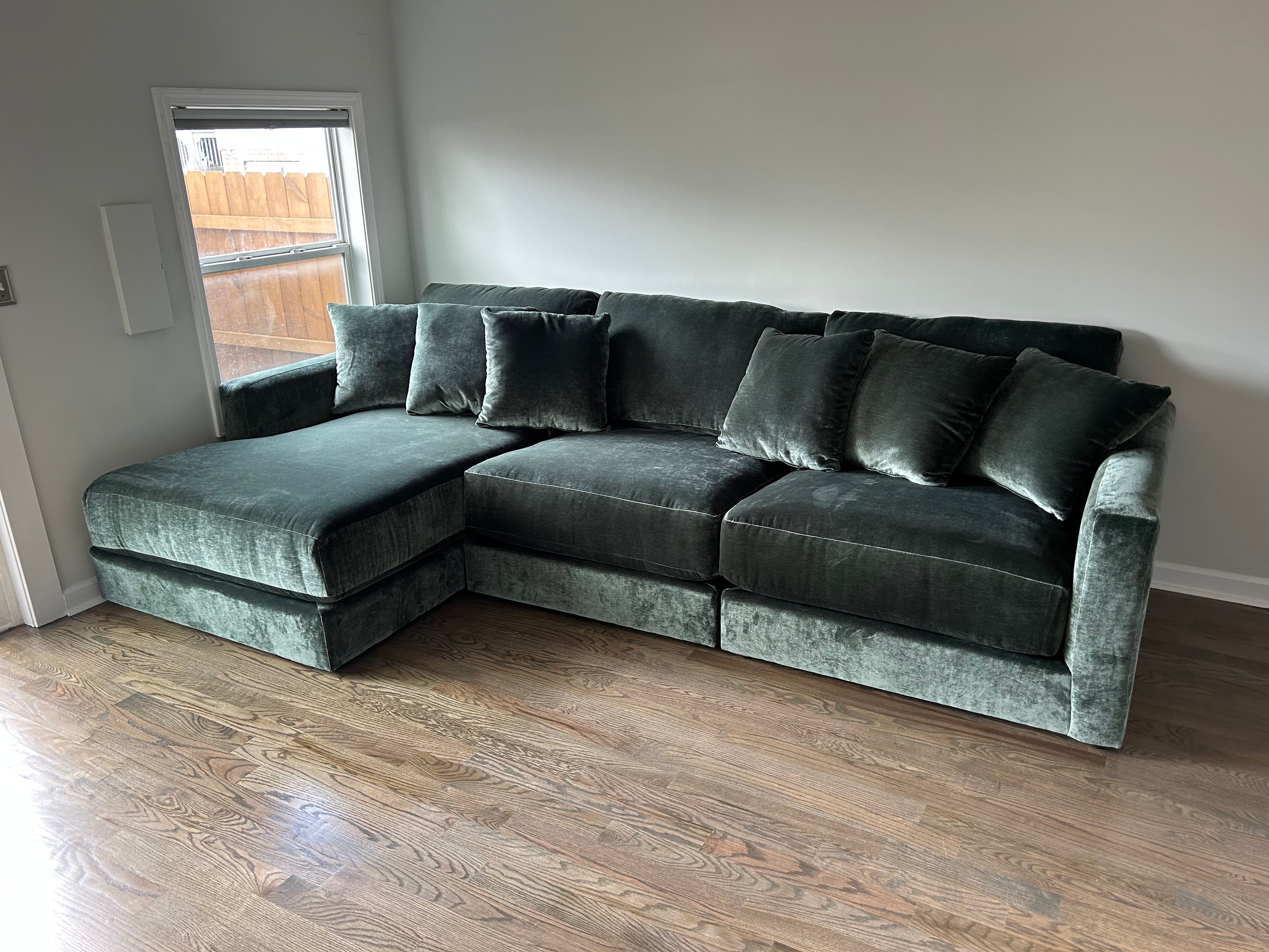 Remington Sectional (Customizable)