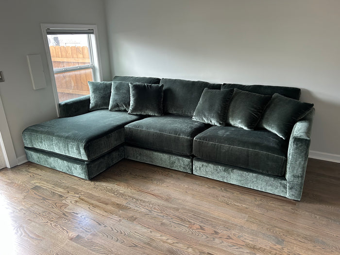 Remington Sectional (Customizable)