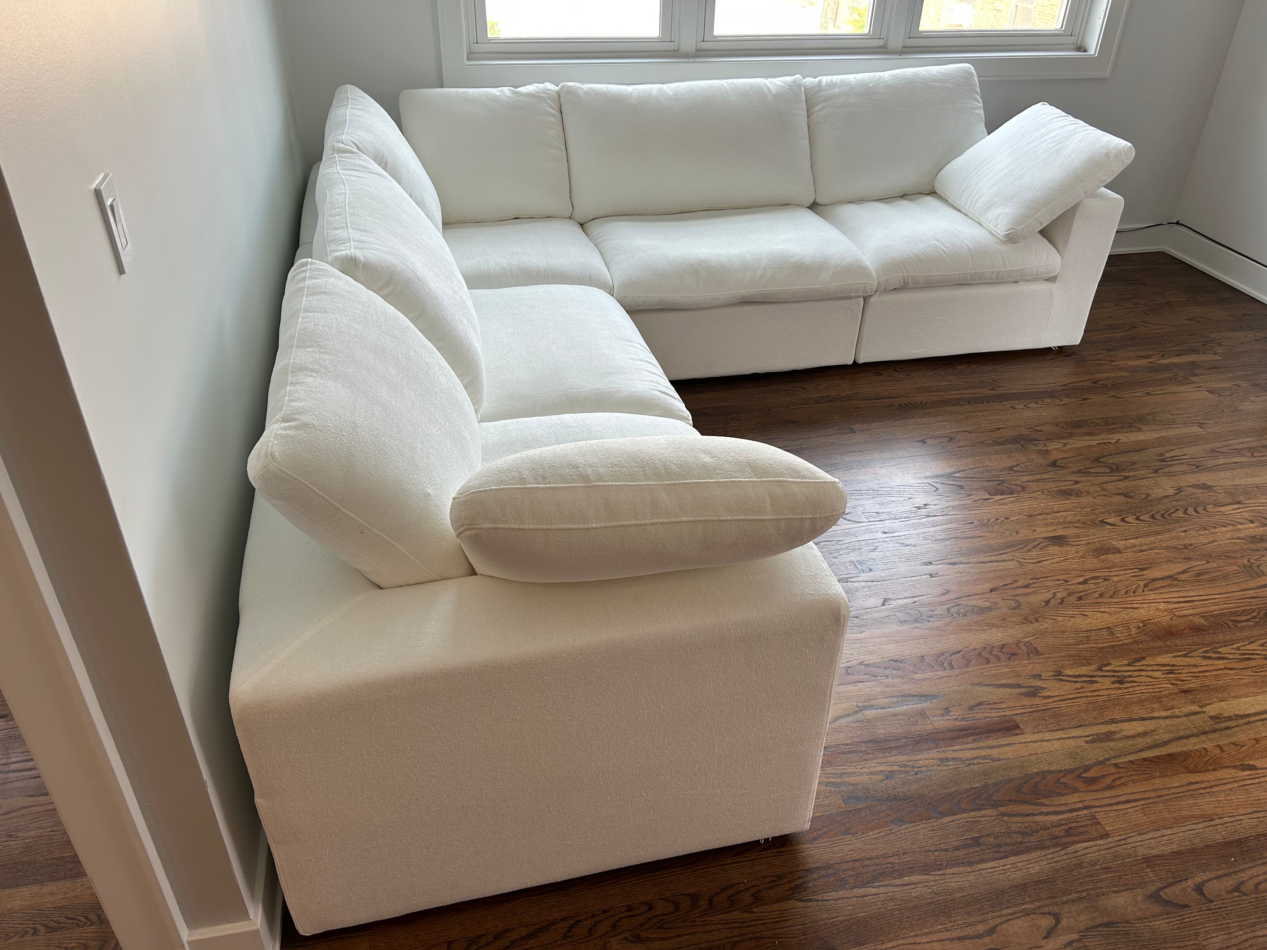 The Classic Cloud - Ivory