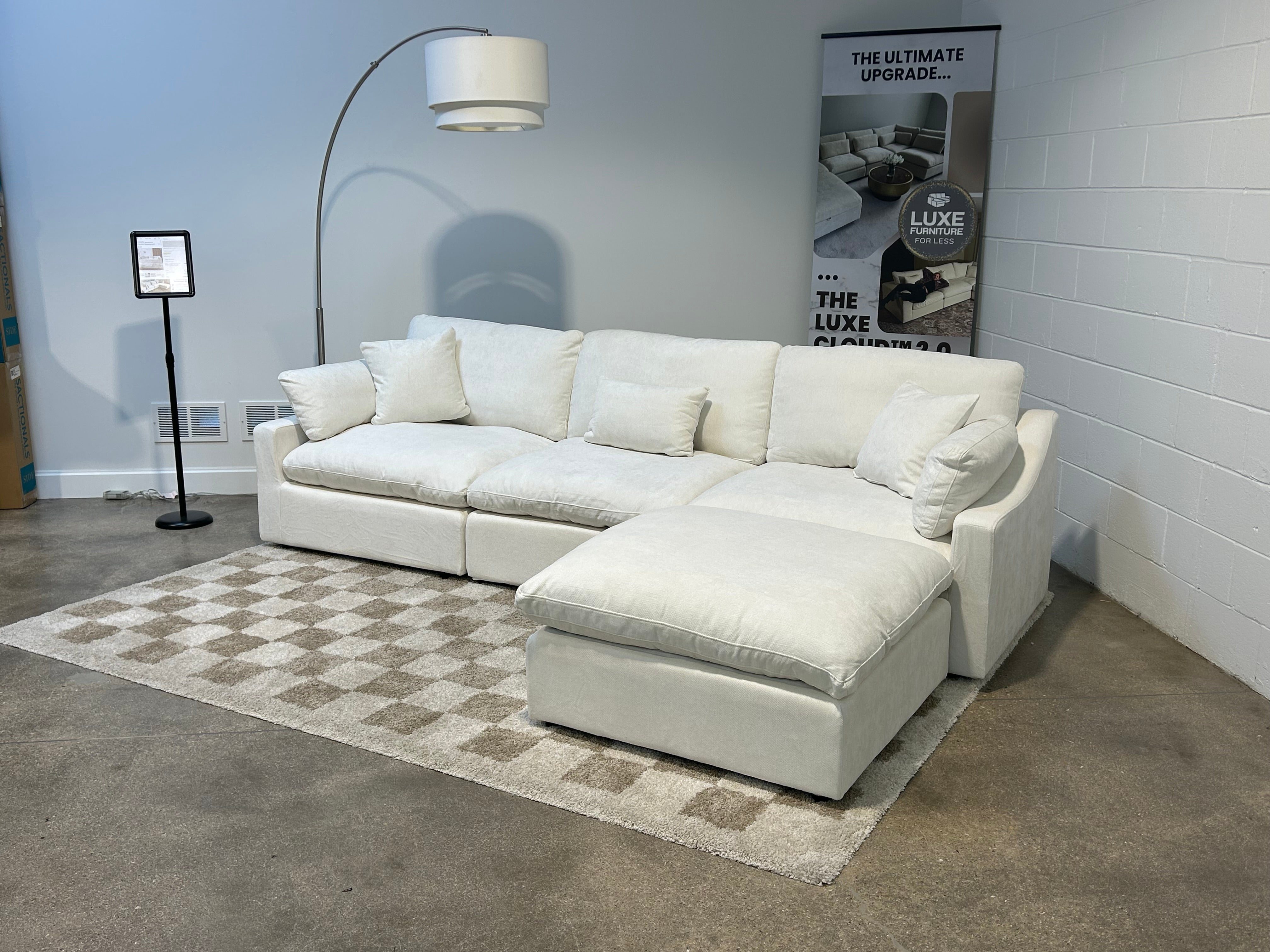 Nova Slope Arm Cloud Collection - Ivory