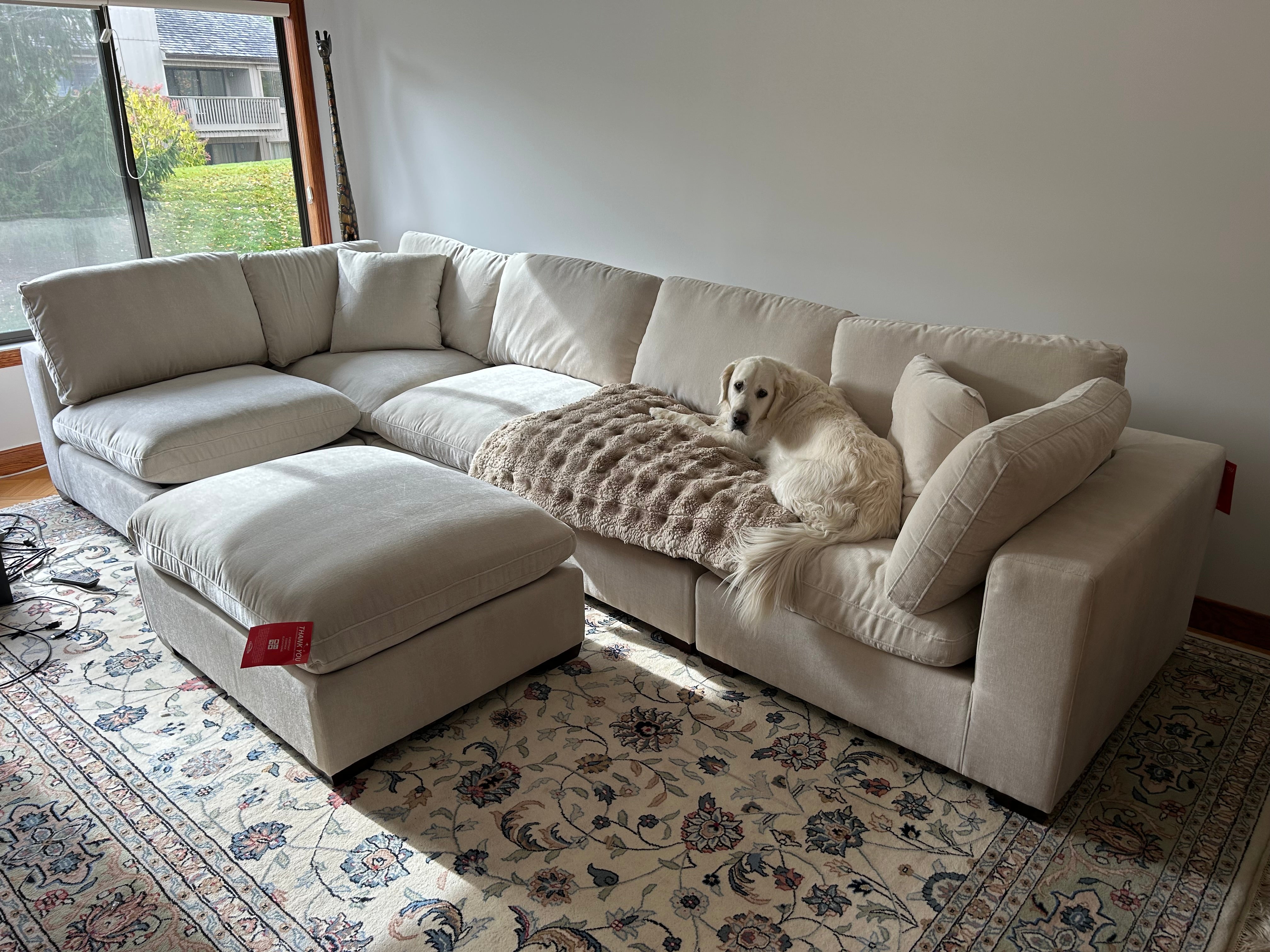 Columbia Modular Sectional (Customizable)