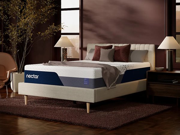 Nectar Luxe Memory Foam 5.1 Mattress - Medium Plush