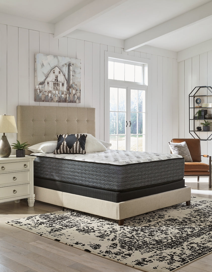 Ultra Luxury Tight Top with Memory Foam Mattress - Firm