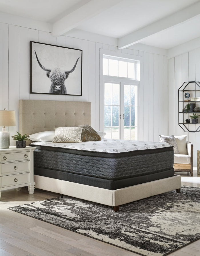 Ultra Luxury ET with Memory Foam Mattress - Plush
