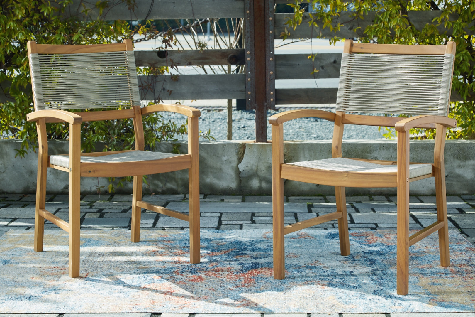 Janiyah Arm Chair (2/CN)