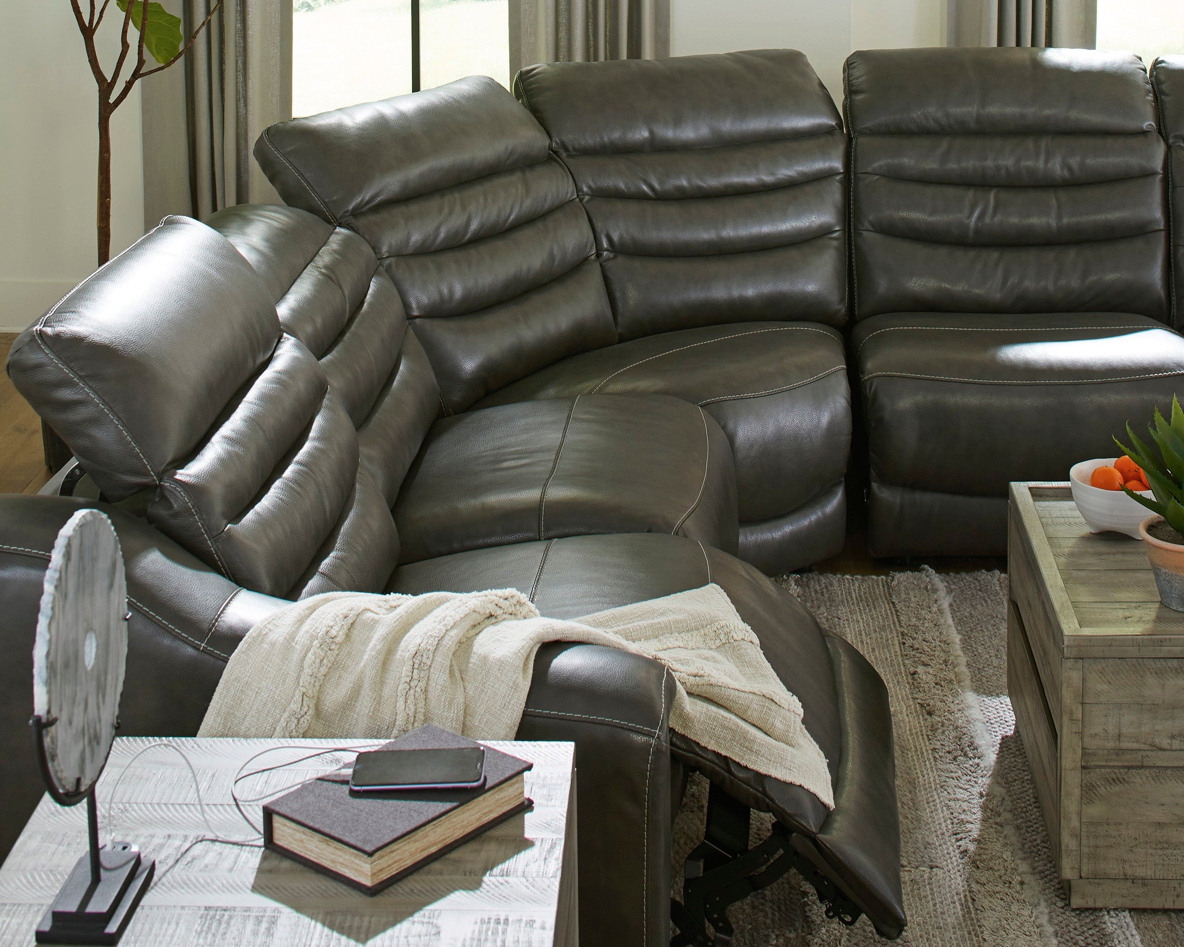 Cortland Genuine Leather Reclining Sectional (Customizable)