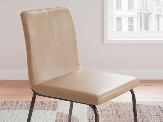 Pharwynn Dining UPH Side Chair - Set of 4