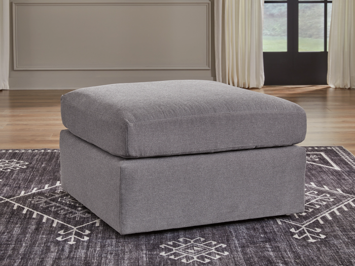 Nuvellla Ottoman